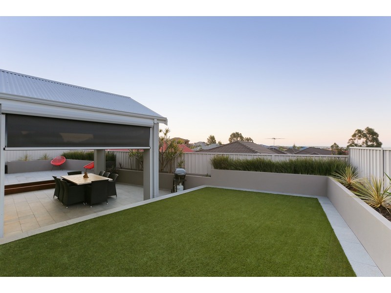 57 Selkirk Drive, Kinross WA 6028