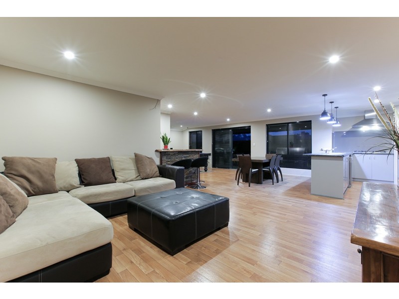 43 Corinda Way, Ridgewood WA 6030