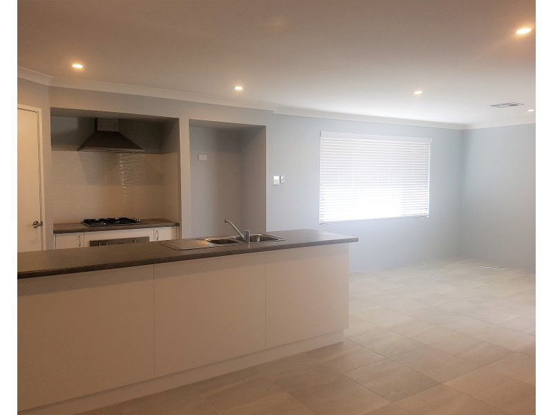 7 Footprint Lane, Yanchep WA 6035