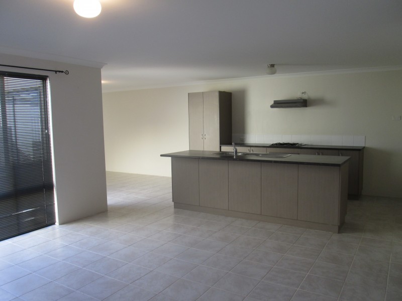 66 Kahana Parkway, Butler WA 6036