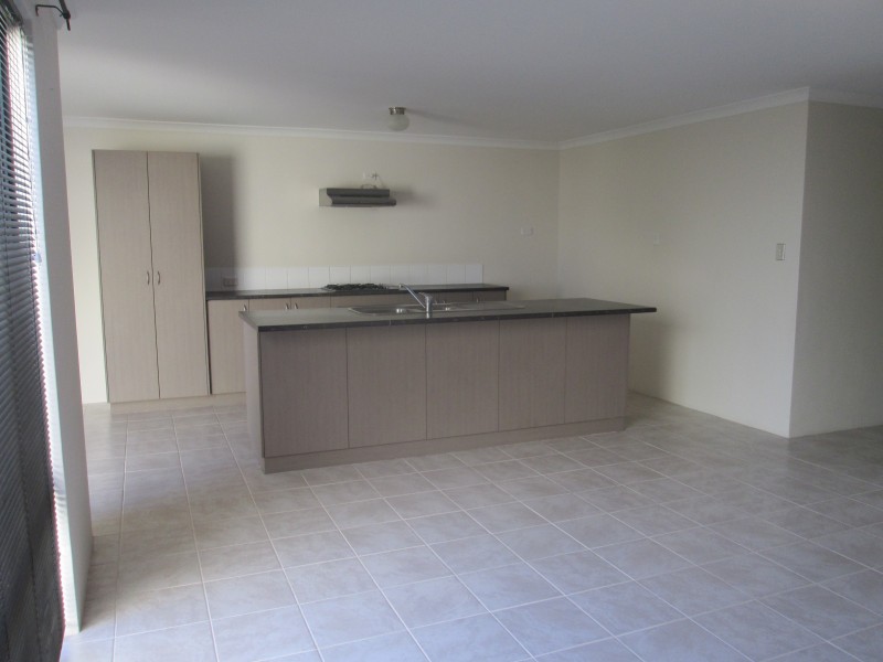 66 Kahana Parkway, Butler WA 6036