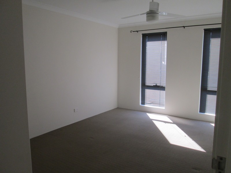 66 Kahana Parkway, Butler WA 6036