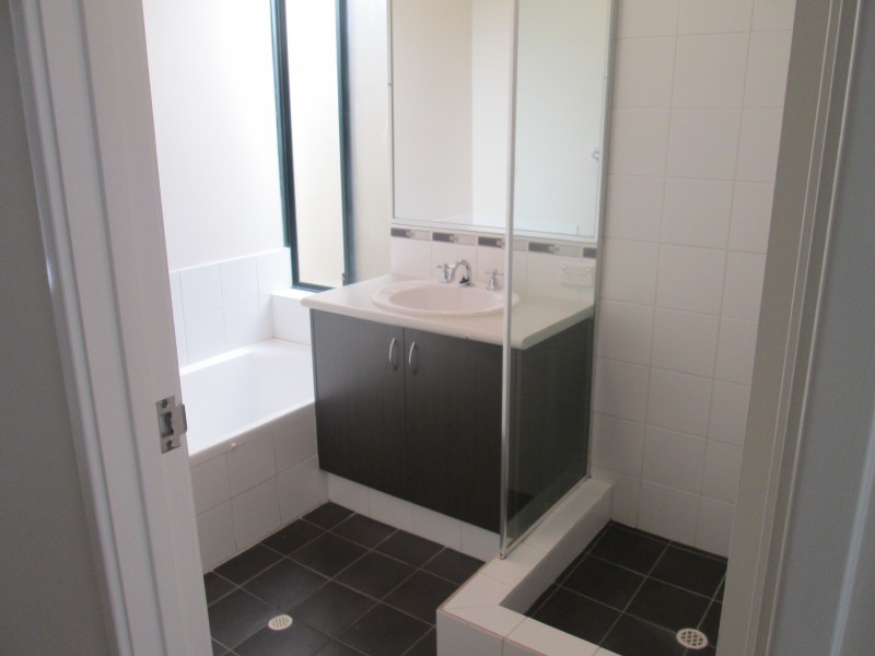 66 Kahana Parkway, Butler WA 6036