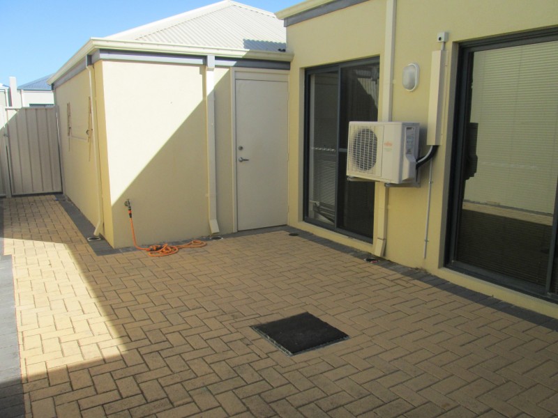 66 Kahana Parkway, Butler WA 6036