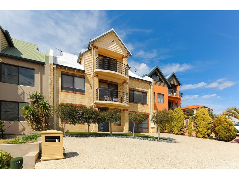 7 Itea Place, Mindarie WA 6030