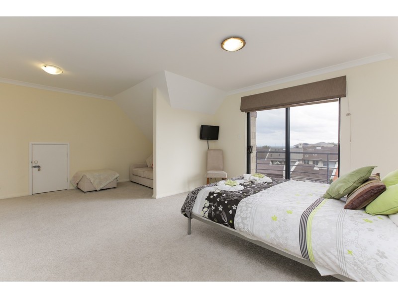 7 Itea Place, Mindarie WA 6030