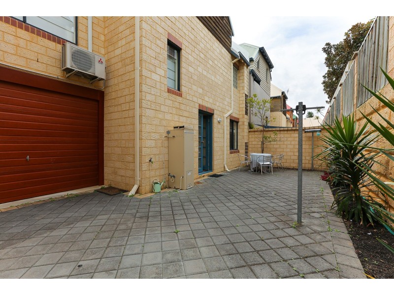 7 Itea Place, Mindarie WA 6030