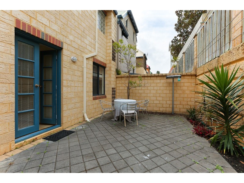 7 Itea Place, Mindarie WA 6030