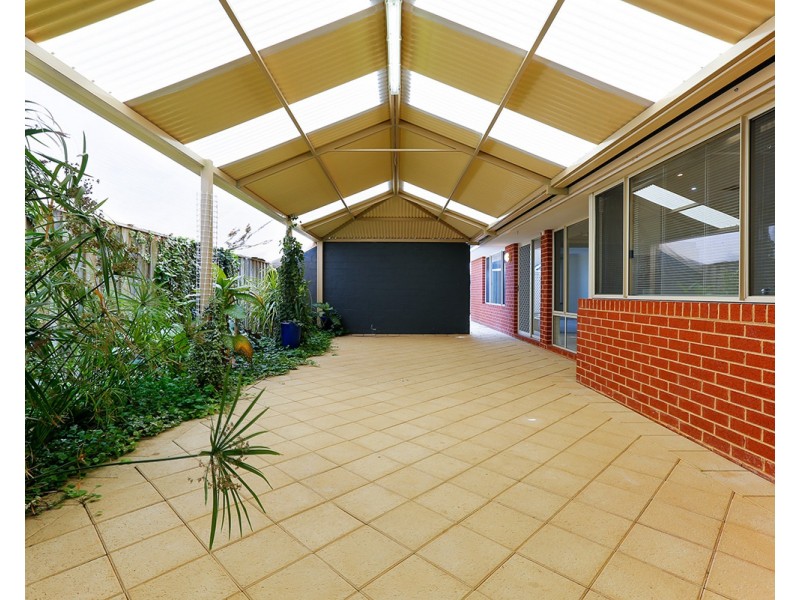 19 Imari Retreat, Mindarie WA 6030