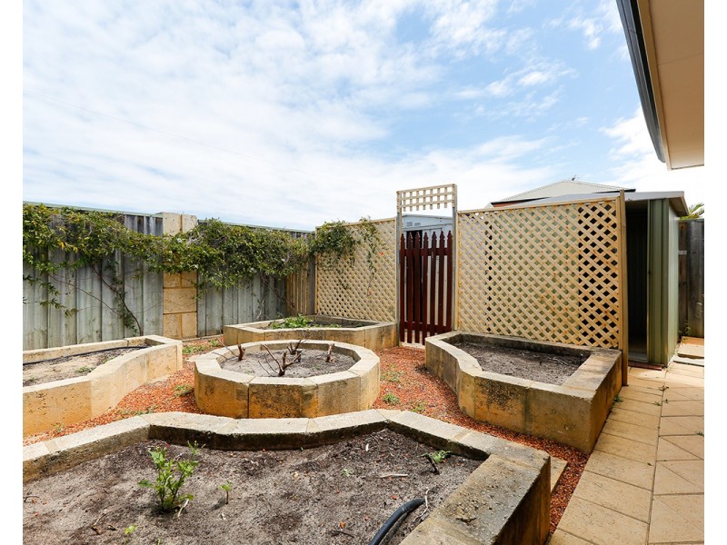 19 Imari Retreat, Mindarie WA 6030