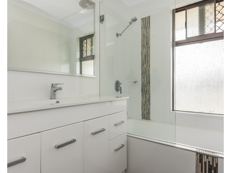 1 Else Way, Clarkson WA 6030