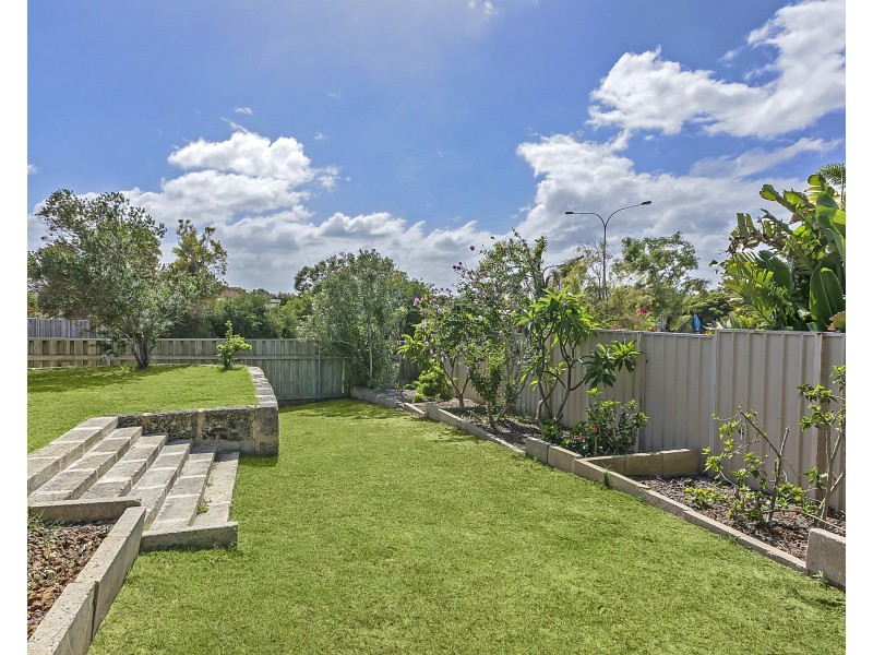 1 Else Way, Clarkson WA 6030