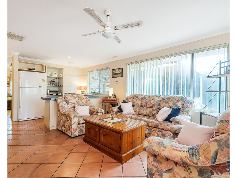 25 Sandow Green, Clarkson WA 6030