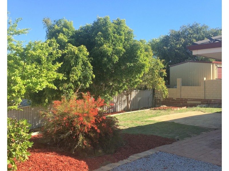 9  Whiston Crescent, Clarkson WA 6030