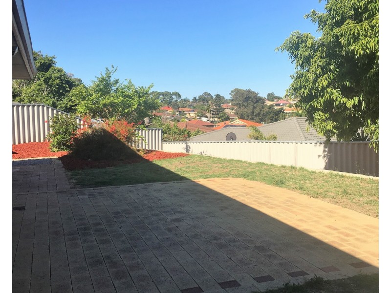 9  Whiston Crescent, Clarkson WA 6030