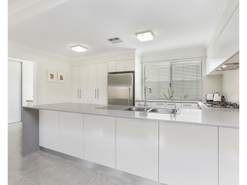 58 Jindalee Boulevard, Jindalee WA 6036