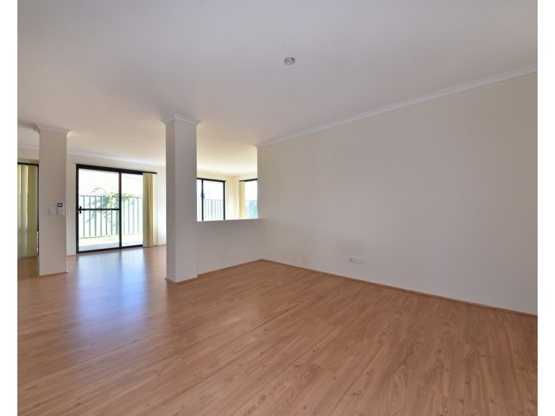 36 Grand Paradiso, Merriwa WA 6030