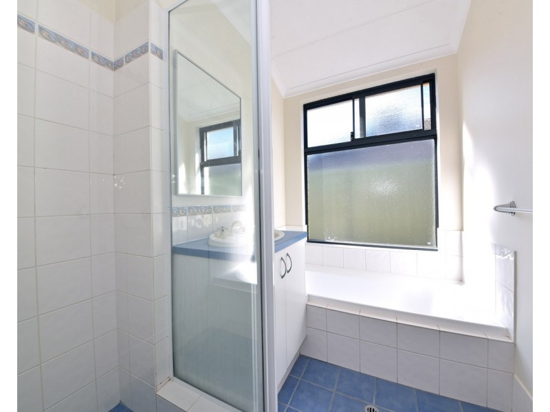 36 Grand Paradiso, Merriwa WA 6030