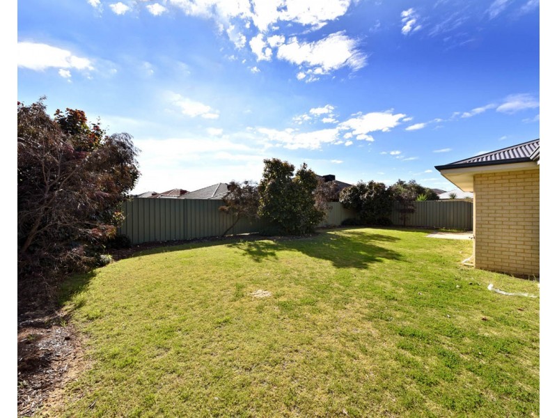 36 Grand Paradiso, Merriwa WA 6030