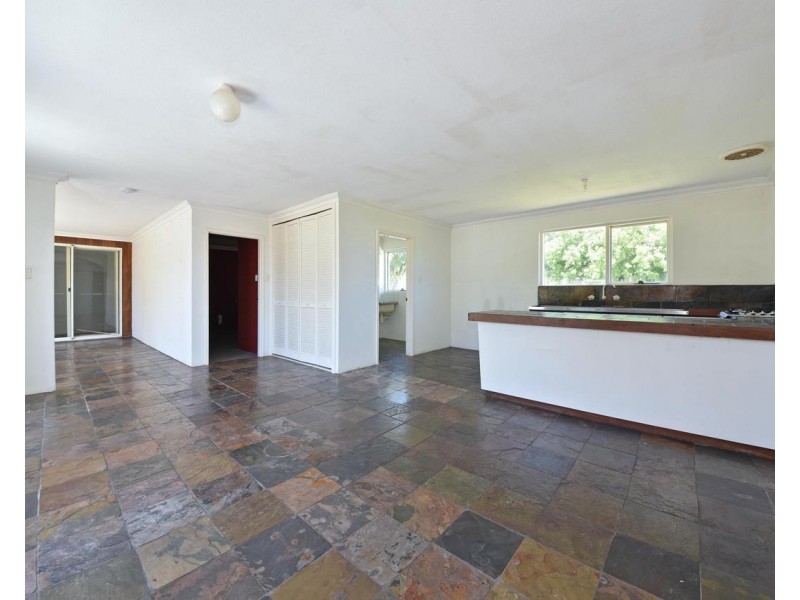 18 Preston Court, Two Rocks WA 6037