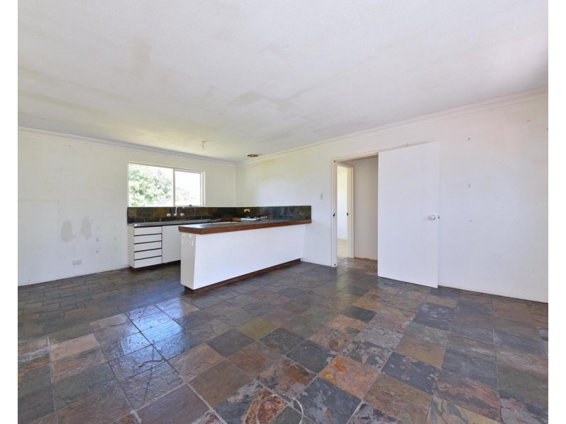 18 Preston Court, Two Rocks WA 6037