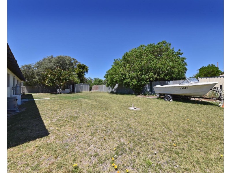 18 Preston Court, Two Rocks WA 6037