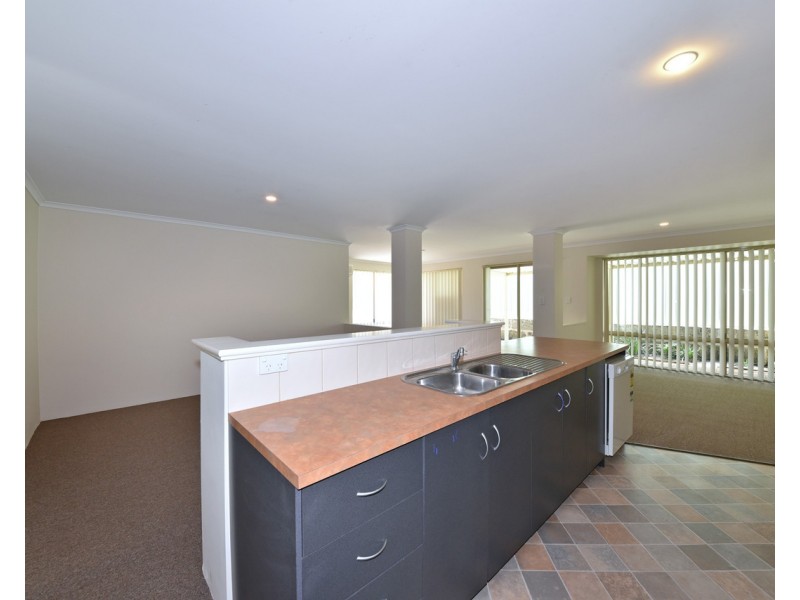 22 Grand Paradiso Parade, Merriwa WA 6030