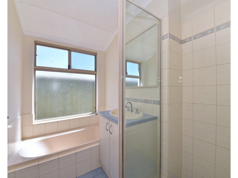 22 Grand Paradiso Parade, Merriwa WA 6030