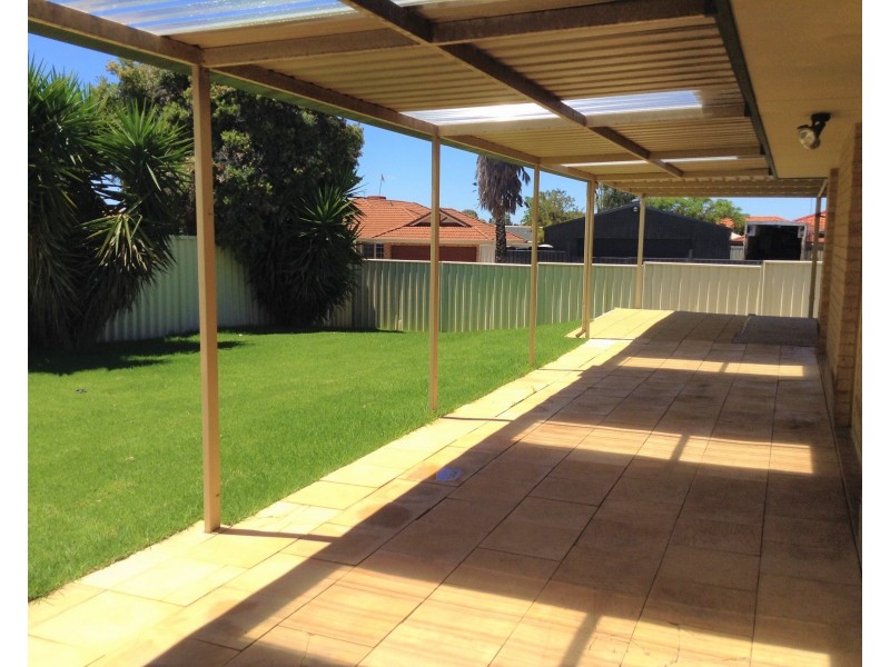 16 Twilight Circuit, Ridgewood WA 6030