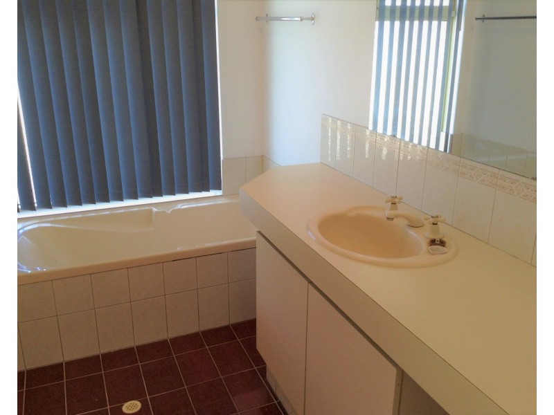 16 Twilight Circuit, Ridgewood WA 6030