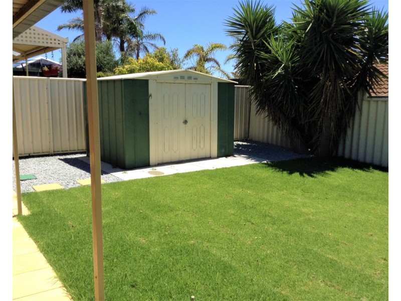 16 Twilight Circuit, Ridgewood WA 6030