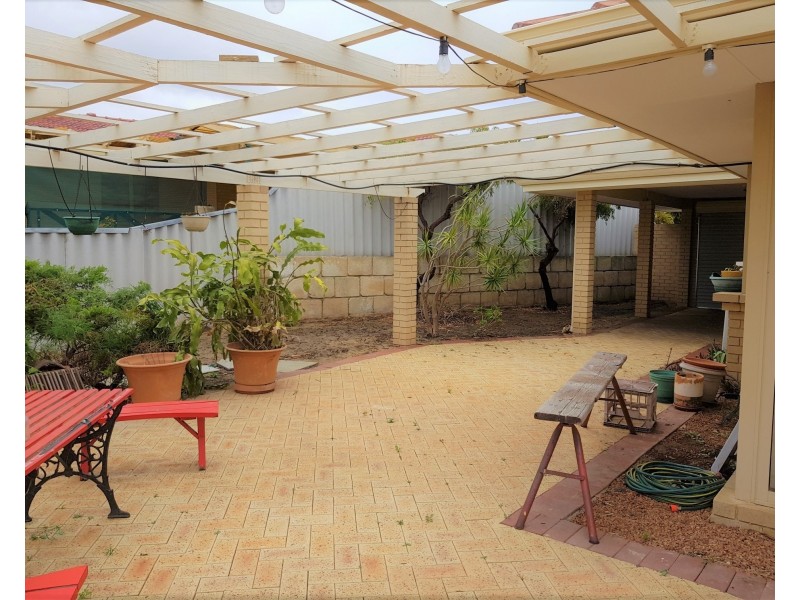 3 Newcap Place, Merriwa WA 6030