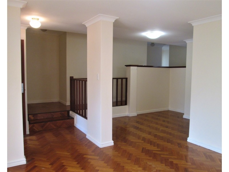 3 Newcap Place, Merriwa WA 6030