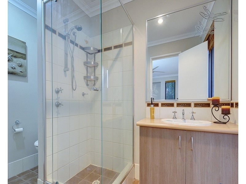 17 Mulgrave Loop, Mindarie WA 6030