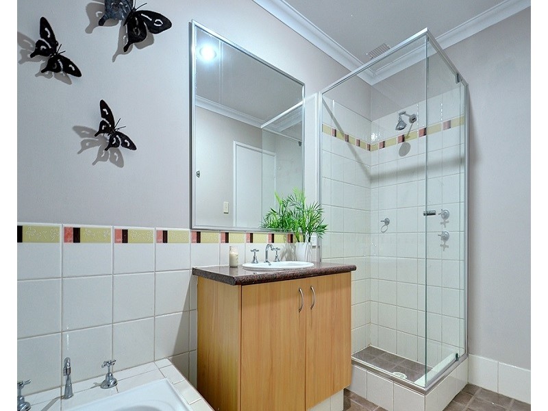 17 Mulgrave Loop, Mindarie WA 6030