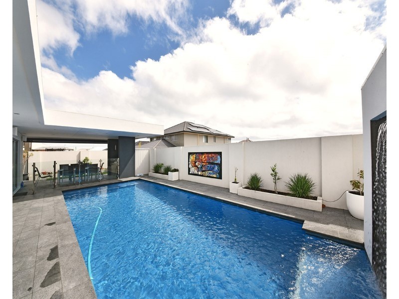 11 Seabird Bend, Jindalee WA 6036