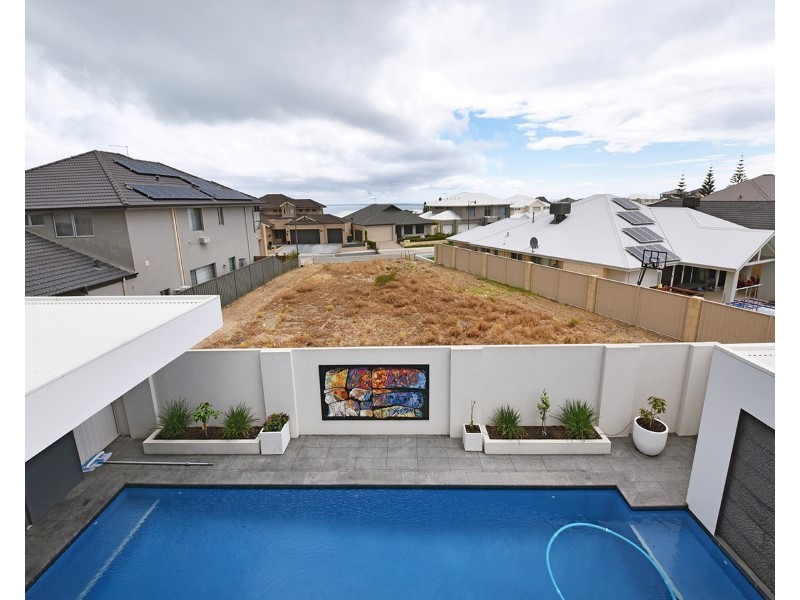 11 Seabird Bend, Jindalee WA 6036