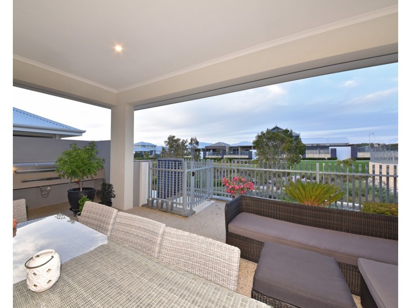 6 Belii Lane, Jindalee WA 6036