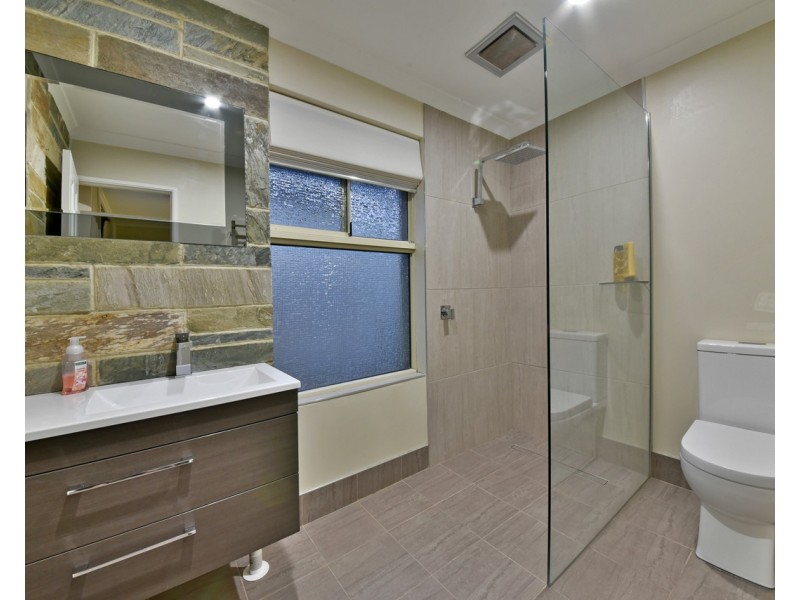 60 Stonehaven Parade, Kinross WA 6028