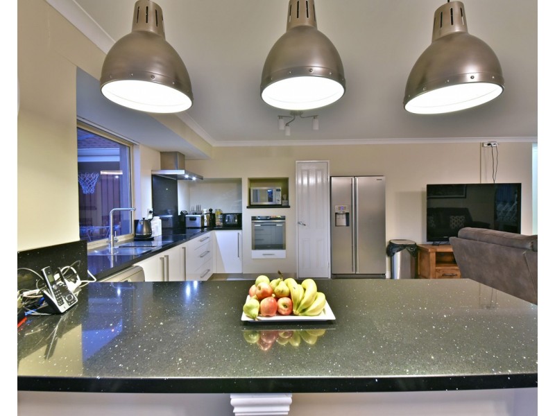 60 Stonehaven Parade, Kinross WA 6028