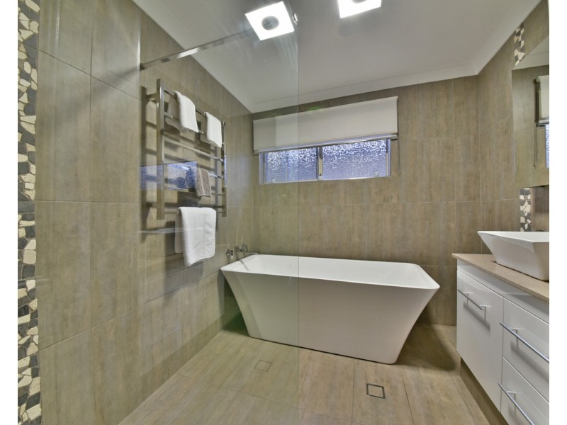 60 Stonehaven Parade, Kinross WA 6028