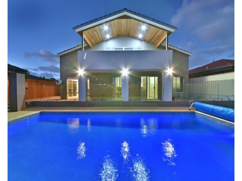 60 Stonehaven Parade, Kinross WA 6028