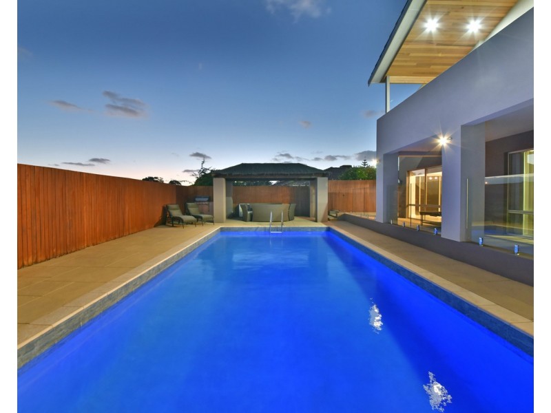 60 Stonehaven Parade, Kinross WA 6028