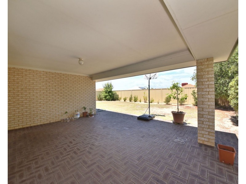 88 Shepperton Drive, Butler WA 6036