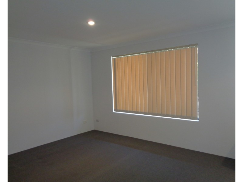 7 Panama Road, Butler WA 6036