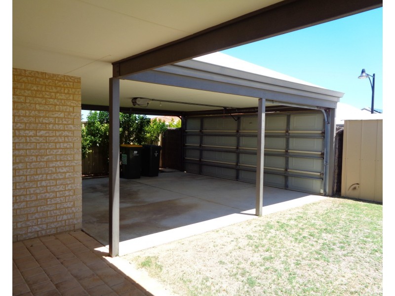 7 Panama Road, Butler WA 6036