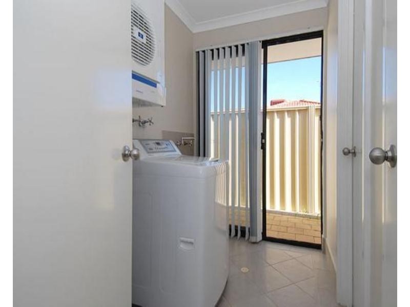 6 Narranbee Ridge, Tapping WA 6065