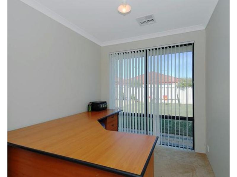 6 Narranbee Ridge, Tapping WA 6065