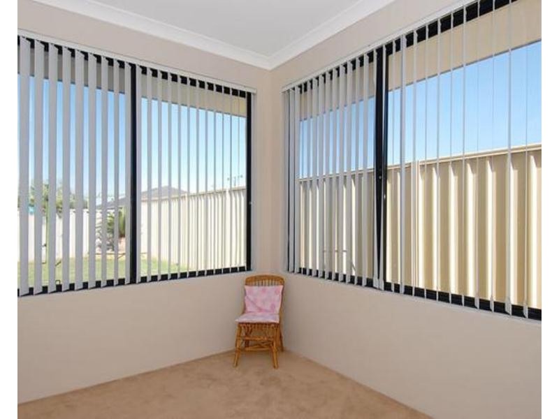 6 Narranbee Ridge, Tapping WA 6065