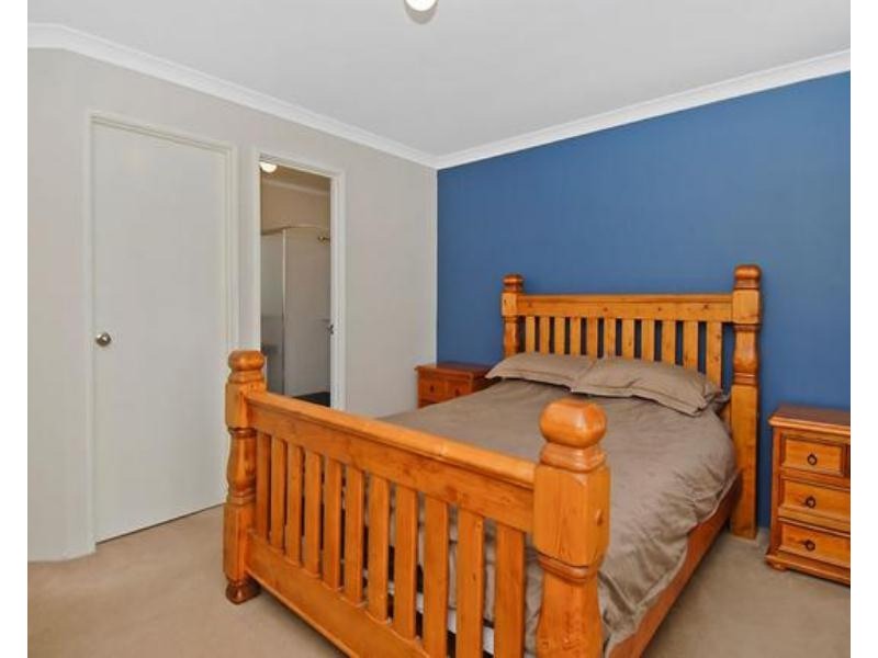 6 Narranbee Ridge, Tapping WA 6065